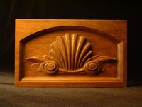Keystone - Classic Shell carving w Scrolls Inset