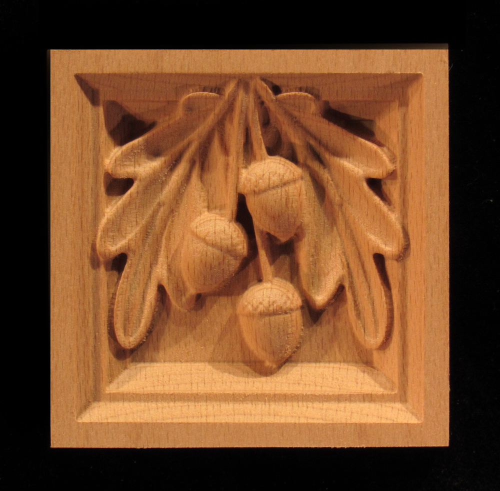 Corner Block - Oak Leaves & Acorns