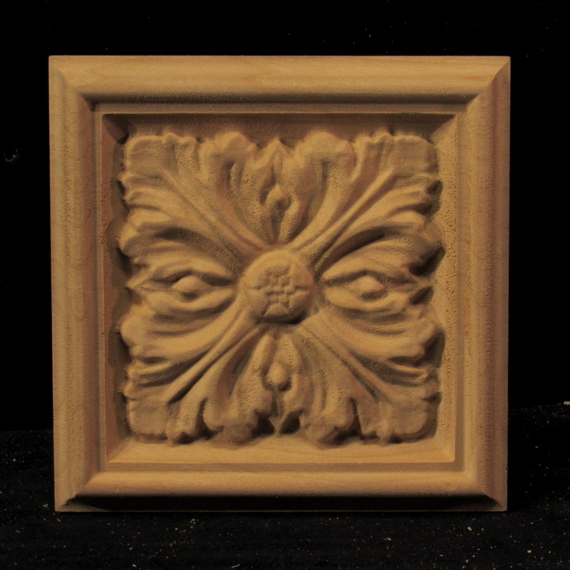 CLEARANCE - Acanthus Four Leaves Plaque - 6 x 6 - Alder