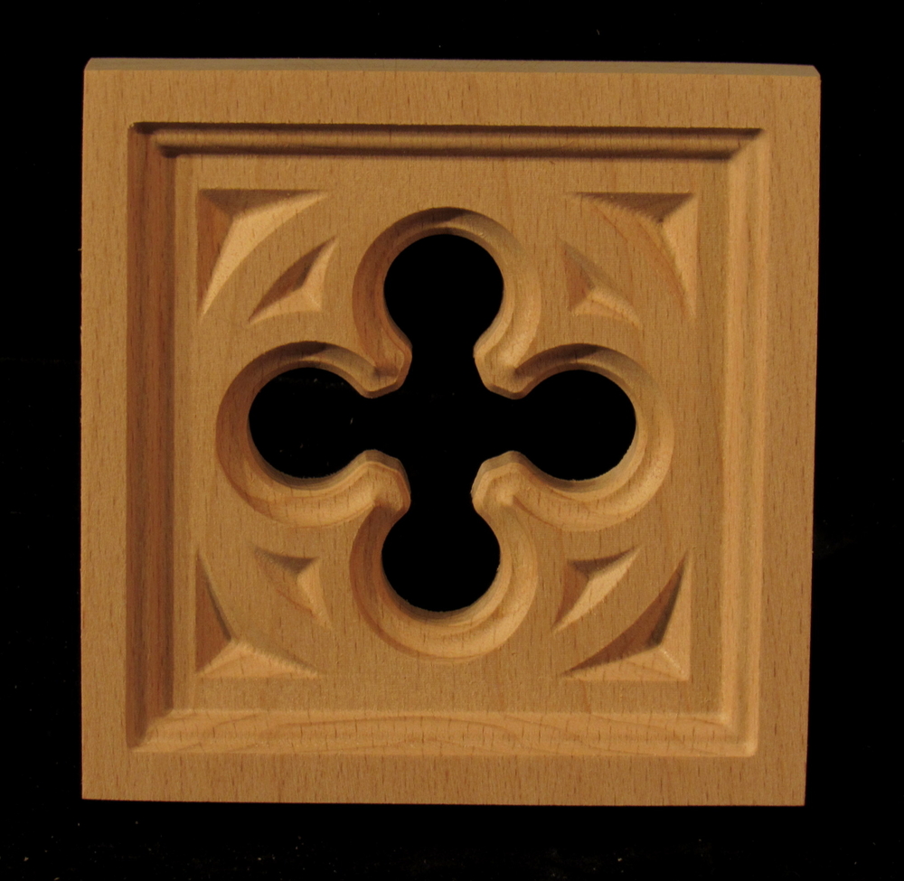 Corner Block - Gothic Quatrefoil, Pierced