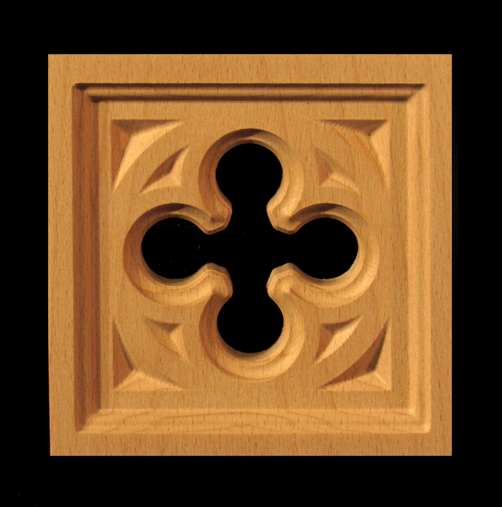 Corner Block - Gothic Quatrefoil, Pierced