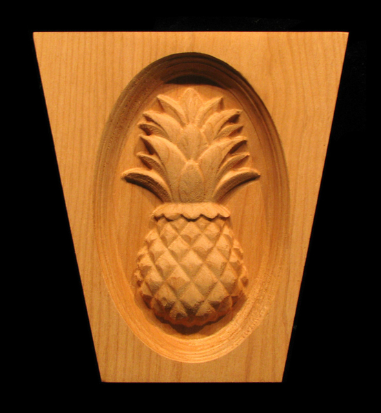 Keystone - Classic Pineapple Carving