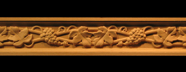 Frieze - Wine Grapes & Leaves Decorative Carved Wood Molding