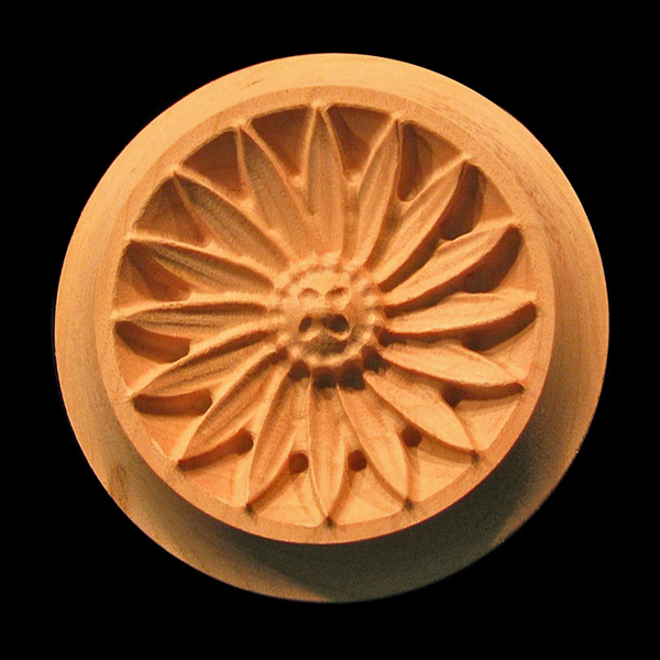Rosette - New Daisy carved wood